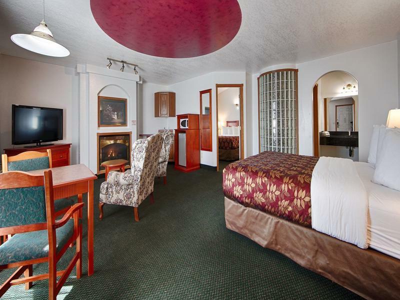 White Wolf Inn Hinton Esterno foto